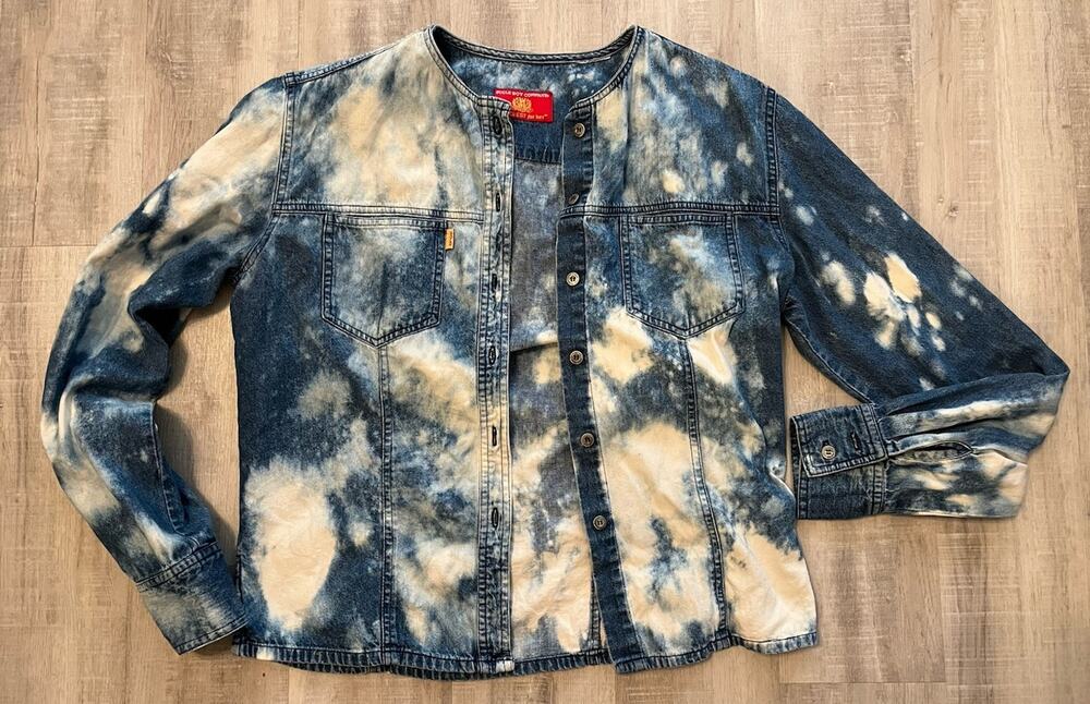 Vintage 90s Bugle Boy Gold Crest For Her Acid Wash Denim Button Shirt Jackets L